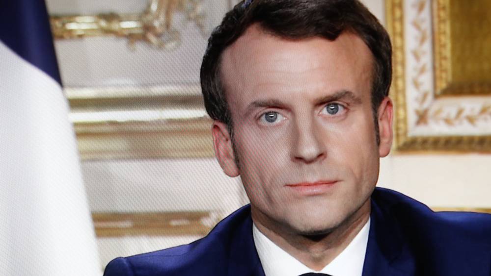 Emmanuel Macron - Macron orders French to stay inside, Trump optimistic virus can be contained - rte.ie - France - Eu