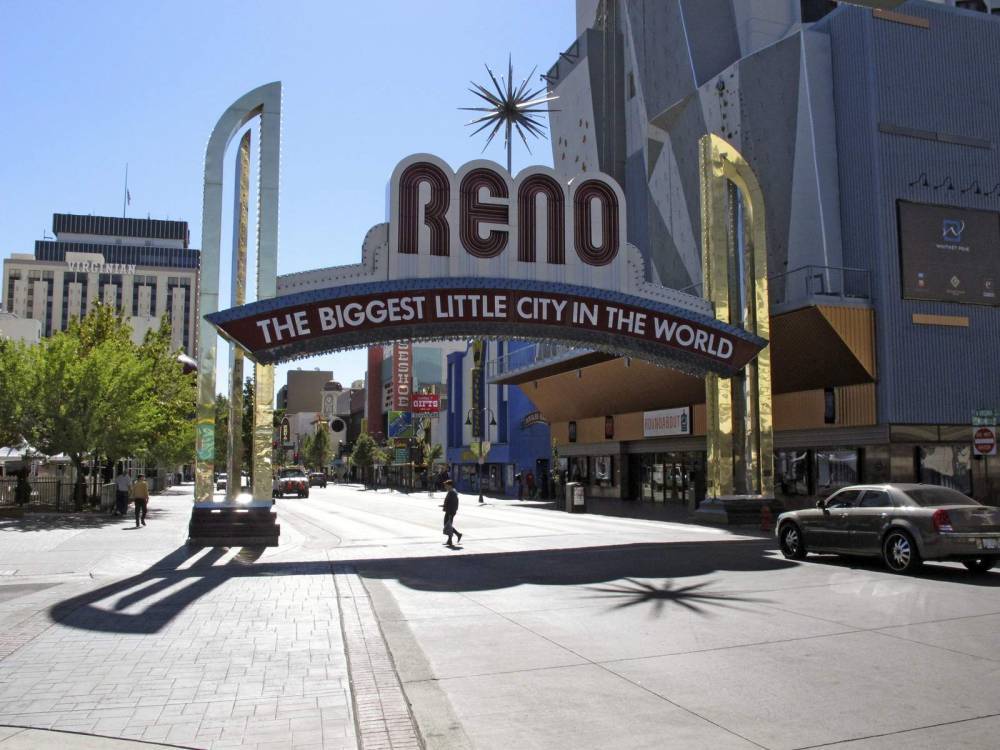 Steve Sisolak - Nevada to close casinos, businesses and ban dining out - clickorlando.com - state Nevada - city Las Vegas, state Nevada
