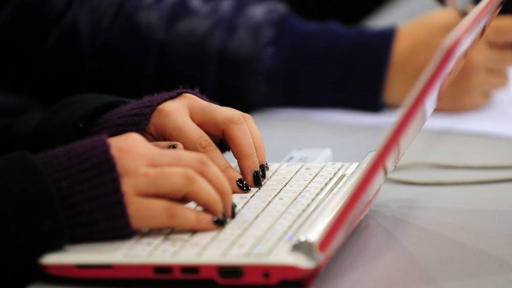 How second-level schools are rising to the challenge of remote learning - rte.ie - city Dublin