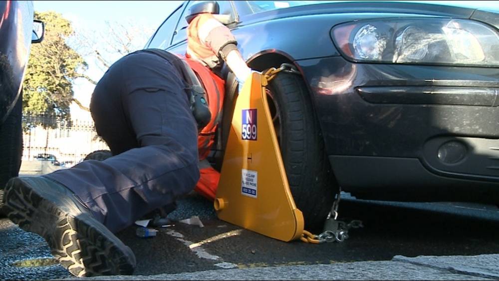 Criticism of vehicle clamping outside healthcare facilities during Covid-19 crisis - rte.ie - city Dublin