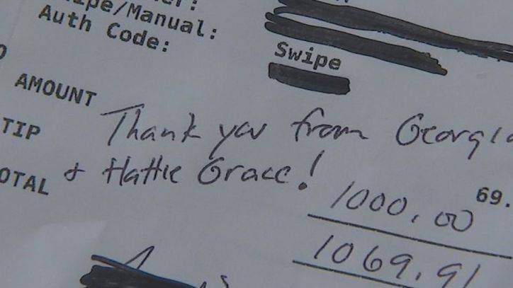 'I froze like a statue': Man leaves server $1,000 tip on a to-go order - fox29.com - city Scottsdale