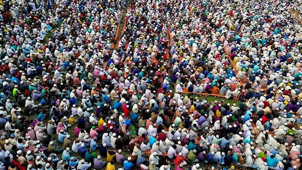 Thousands of Muslims have attend a prayer session in Bangladesh asking for safety amid concerns over the spread of Covid-19 - rte.ie - Bangladesh