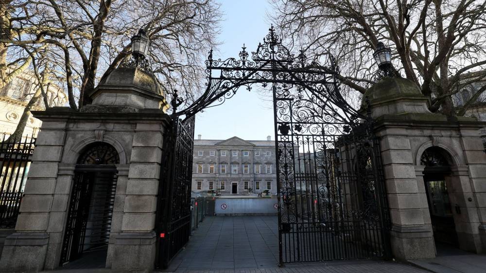 Reduced Dáil gathering to pass emergency legislation - rte.ie