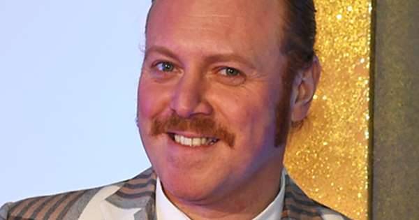 Caroline Flack - Leigh Francis - Keith Lemon ignores government advice as he's spotted in pub after showing coronavirus symptoms - msn.com