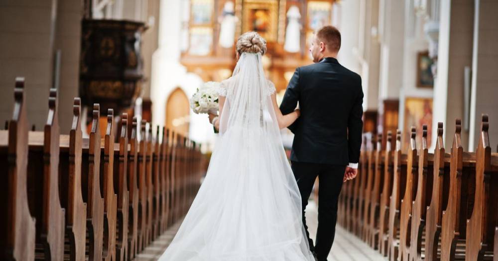 Coronavirus: Weddings could be limited to five people including bride and groom - mirror.co.uk