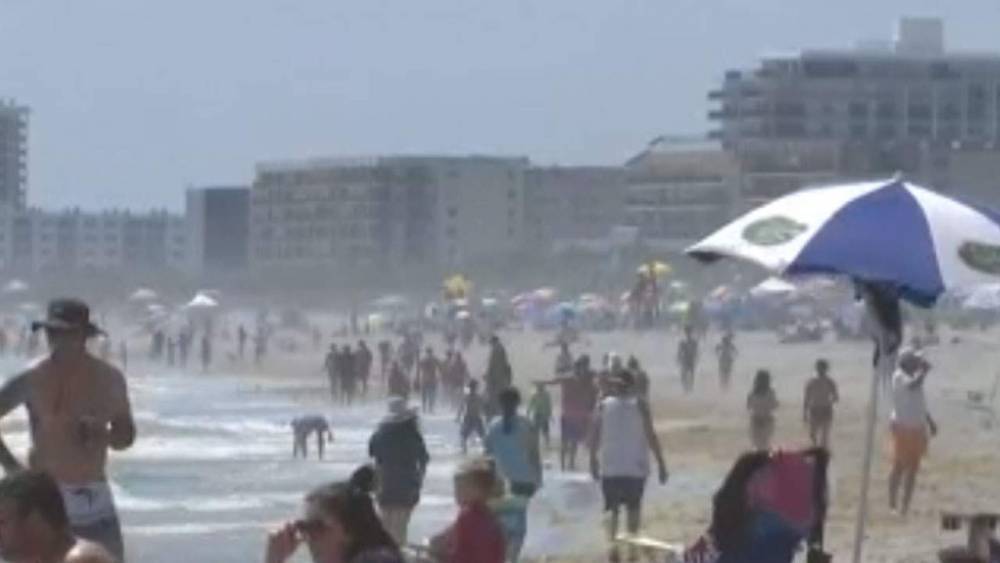 Brevard County limits beach parking, keeps beaches open - clickorlando.com - state Illinois - state Florida - county Brevard