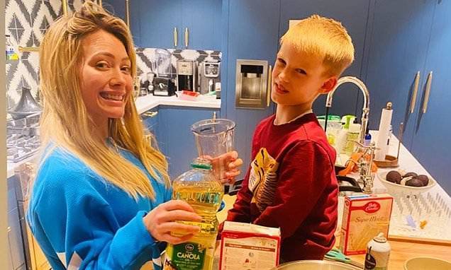 Hilary Duff - Mike Comrie - Matthew Koma - Hilary Duff shares cute pics as she helps son Luca make eighth birthday cake while self-isolating - dailymail.co.uk