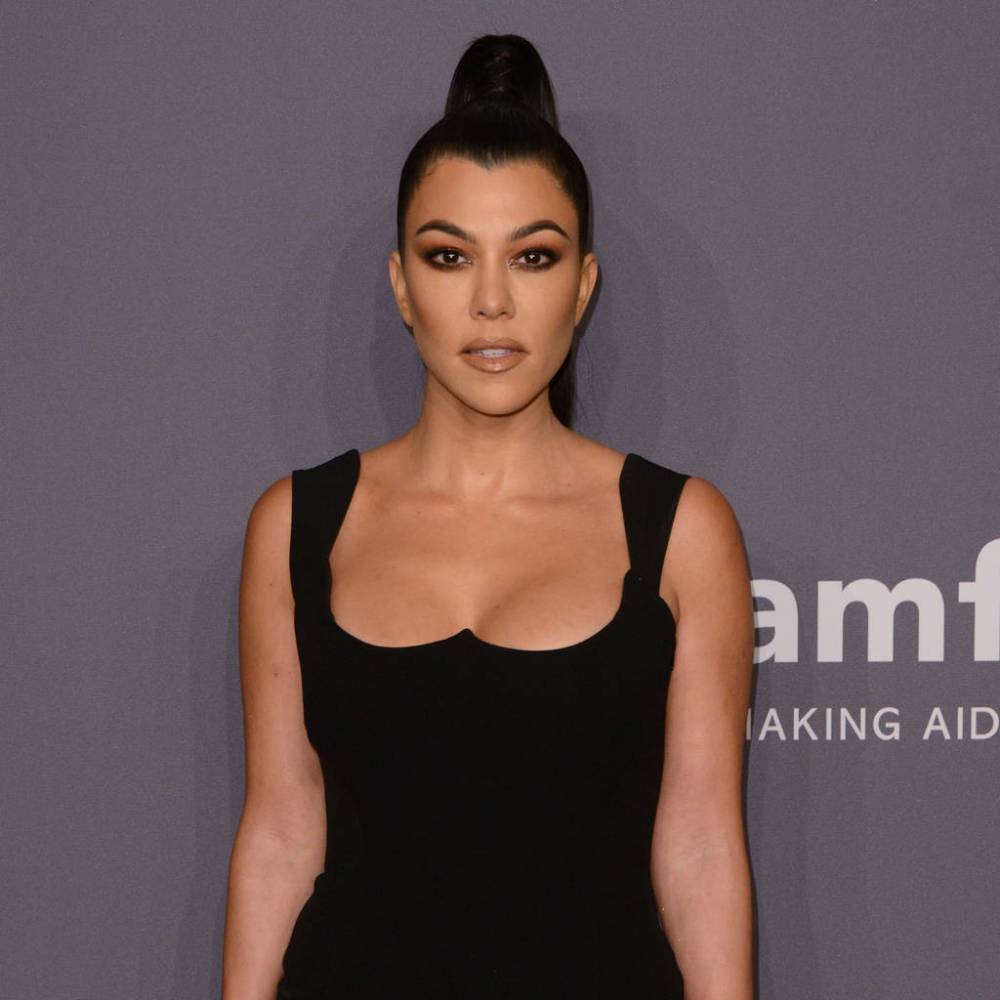 Kourtney Kardashian - Kim Kardashian - Kourtney Kardashian praises benefits of vampire facials - peoplemagazine.co.za