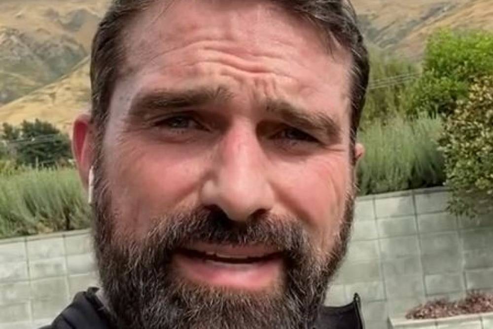 Ant Middleton blasted as ‘irresponsible’ as he tells fans ‘don’t change’ amid coronavirus outbreak - thesun.co.uk