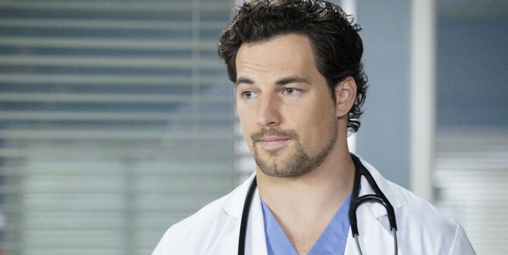 'Grey's Anatomy' Fans Are So Angry With DeLuca's Storyline Right Now - cosmopolitan.com