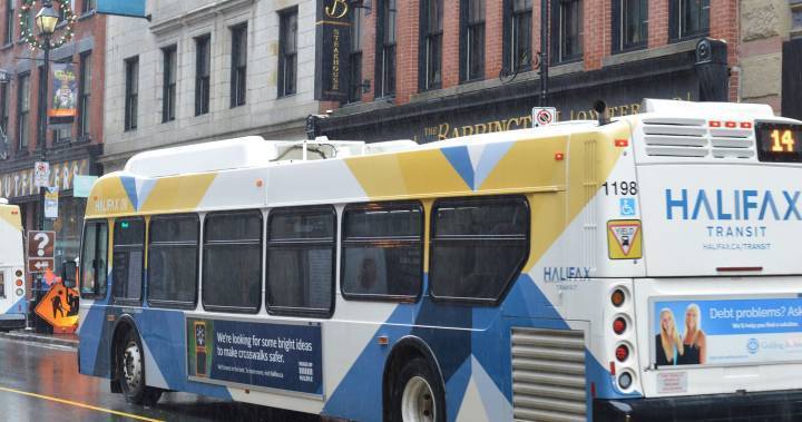 Nova Scotia - Citing staff shortage during COVID-19, Halifax Transit cuts back on weekday service - globalnews.ca