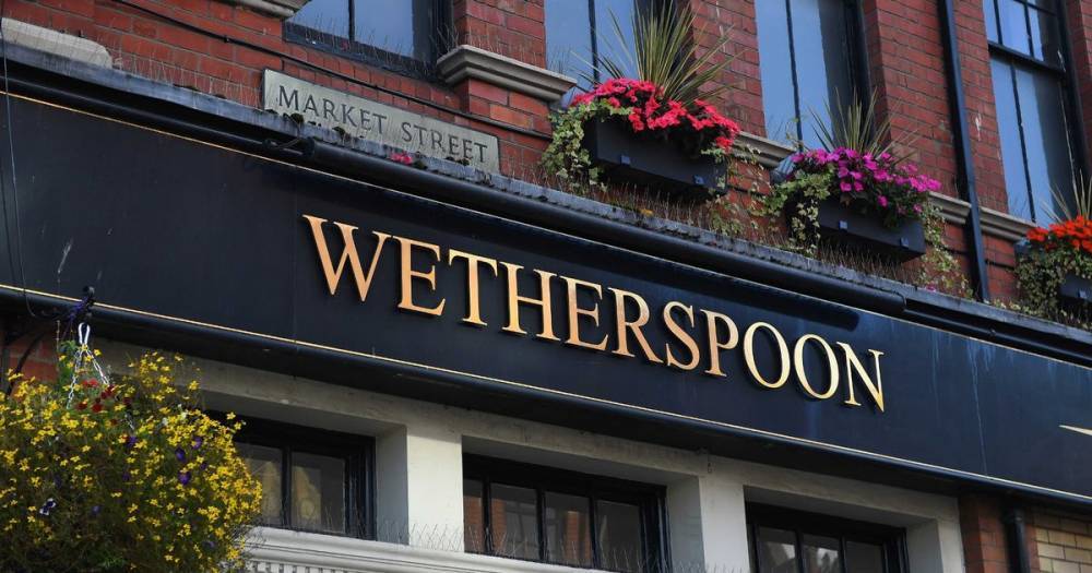 Boris Johnson - Tim Martin - Wetherspoons pubs to shut doors despite boss saying 'closure won't save lives' - dailystar.co.uk - Britain