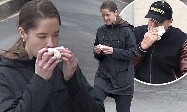 Chris Pratt - Maria Shriver - Arnold Schwarzenegger's daughter Christina wipes her nose - dailymail.co.uk - Los Angeles