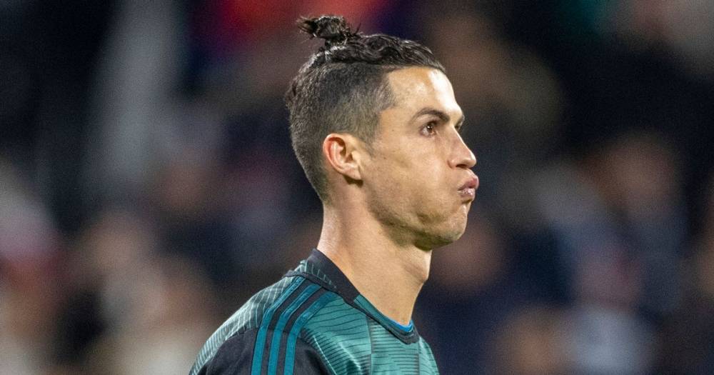 Cristiano Ronaldo - Serie A - Cristiano Ronaldo 'set to miss out on £8.4million from Juventus contract' amid pay cut decision - dailystar.co.uk - Italy - Spain - Portugal