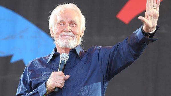 Kenny Rogers - Country music legend Kenny Rogers dies at 81 - peoplemagazine.co.za