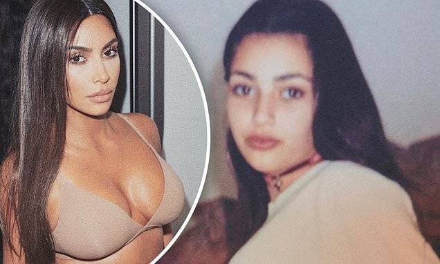 Kim Kardashian - Kim Kardashian continues to pass time during self-quarantine by sharing 90s throwback photo - dailymail.co.uk