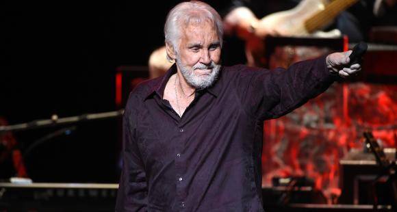 Kenny Rogers - Kenny Rogers, legendary country music hitmaker, passes away at 81 - pinkvilla.com - Usa