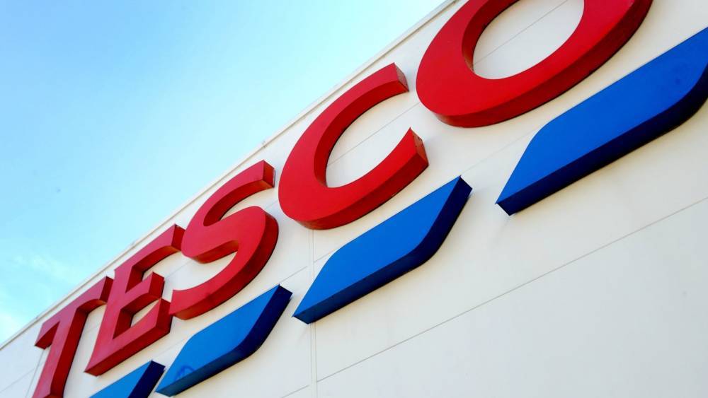 Tesco gives staff pay bonus for Covid-19 efforts - rte.ie - Ireland