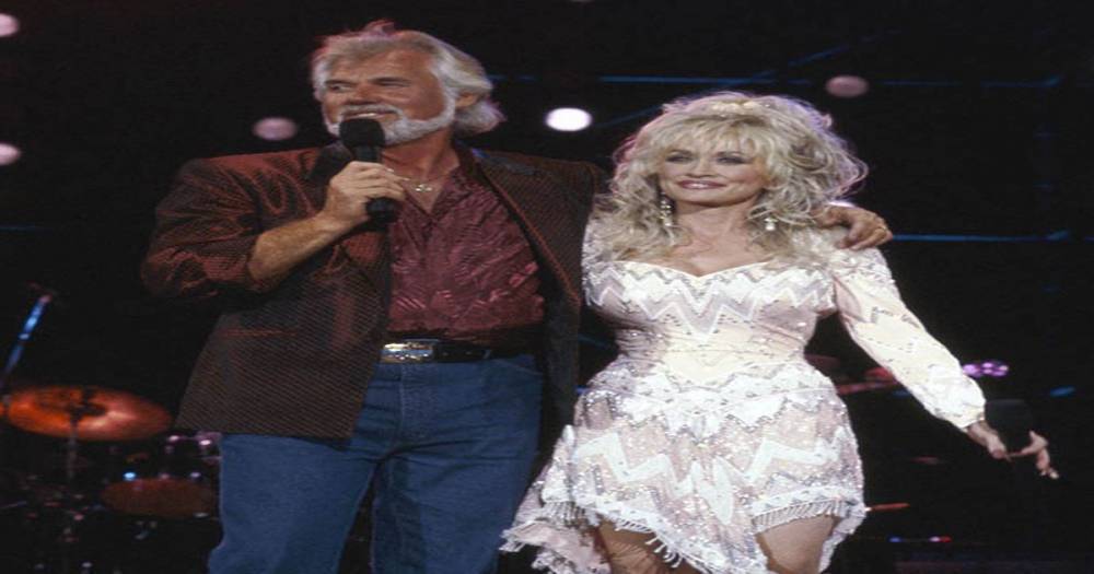 Kenny Rogers - Dolly Parton - Dolly Parton says her 'heart is broken' in tear-jerking tribute to late Kenny Rogers - dailystar.co.uk