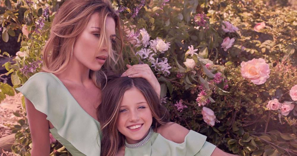 Abbey Clancy - Peter Crouch - Abbey Clancy poses for Mother's Day shoot with daughter and urges families to stay at home - mirror.co.uk