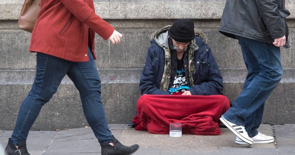 Andy Burnham - Andy Burnham calls for urgent and instant government funding to house the homeless during the coronavirus pandemic - manchestereveningnews.co.uk - Britain - city Manchester