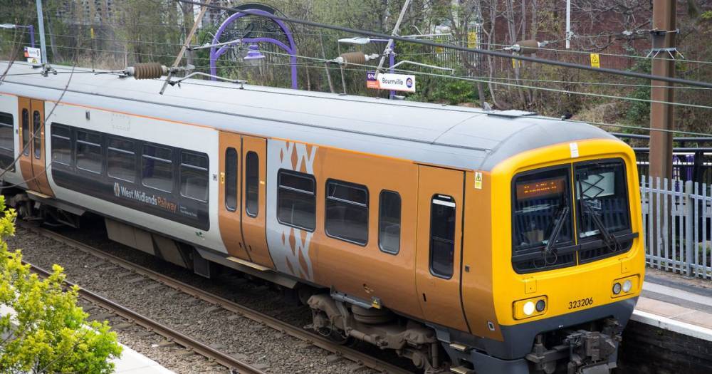 Boris Johnson - Coronavirus: Reduced rail service from Monday as more social distancing measures kick in - dailystar.co.uk - Britain - London