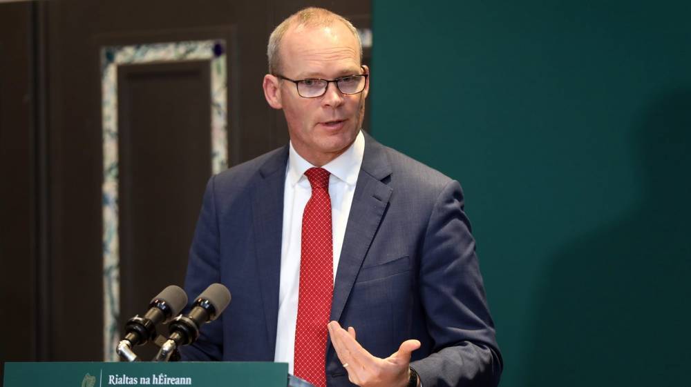 Simon Coveney - Government to introduce new Covid-19 economic package - rte.ie - Italy - Ireland