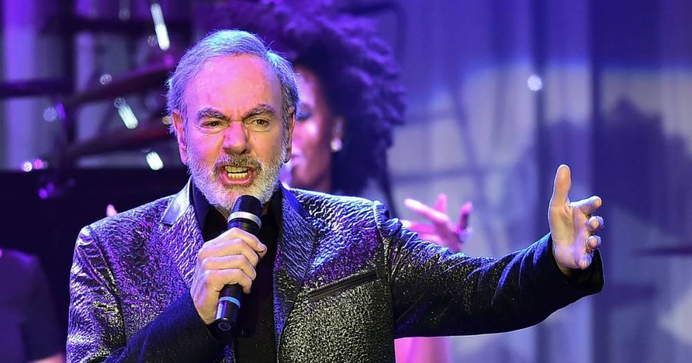 Kenny Rogers - Neil Diamond - Neil Diamond fans fear he is dead after he trends because of public spirited washing hands video - mirror.co.uk
