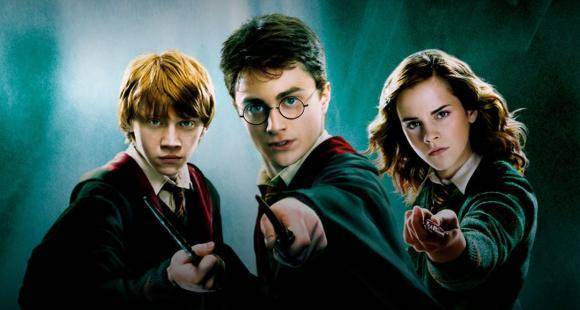 Daniel Radcliffe - Harry Potter - Pinkvilla Picks: Harry Potter series: Daniel Radcliffe's fantasy films will ease your self quarantine period - pinkvilla.com