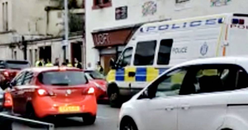 Coronavirus: Mass street brawl caught on camera outside pub that defied lockdown - mirror.co.uk - Scotland