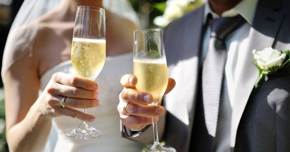 Coronavirus: Police shut down wedding with 100 guests and send everyone home - mirror.co.uk - Scotland