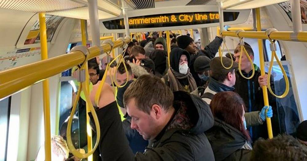 Outraged workers call for lockdown after commuting on crammed trains in London - manchestereveningnews.co.uk - Britain - city London