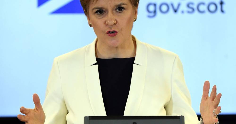 Nicola Sturgeon - Nicola Sturgeon calls on non-essential shops, hair salons and building sites to close - dailyrecord.co.uk
