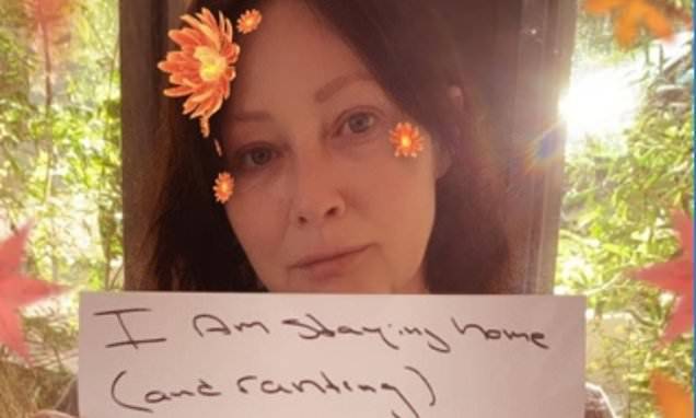 Shannen Doherty - Shannen Doherty, 48, slams people who are not social distancing - dailymail.co.uk