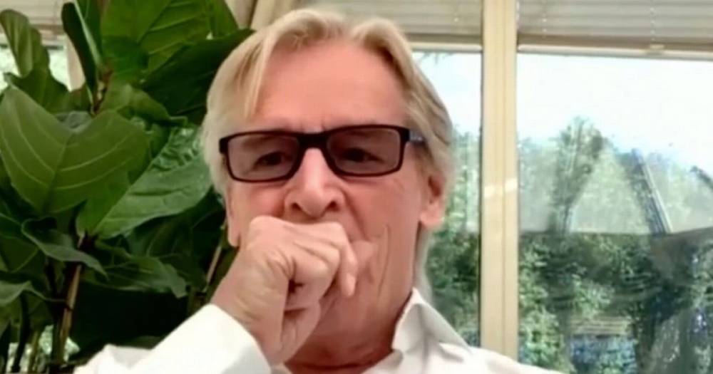 Holly Willoughby - Phillip Schofield - William Roache - Ken Barlow - Bill Roache - Corrie's Bill Roache, 87, sparks COVID-19 fears as he coughs through This Morning chat - dailystar.co.uk