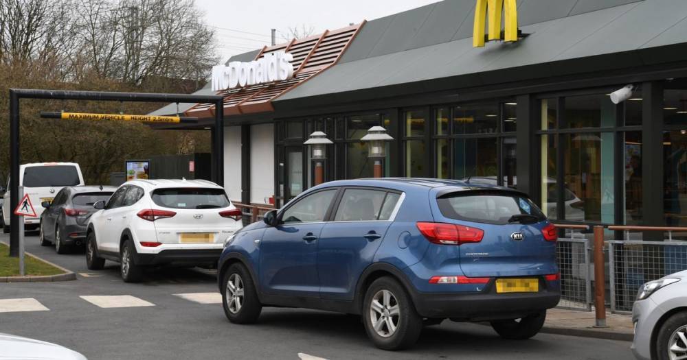 Fast food fans flock to Wishaw McDonald's after chain announces COVID-19 closure - dailyrecord.co.uk - Britain - Ireland - city Sandwich
