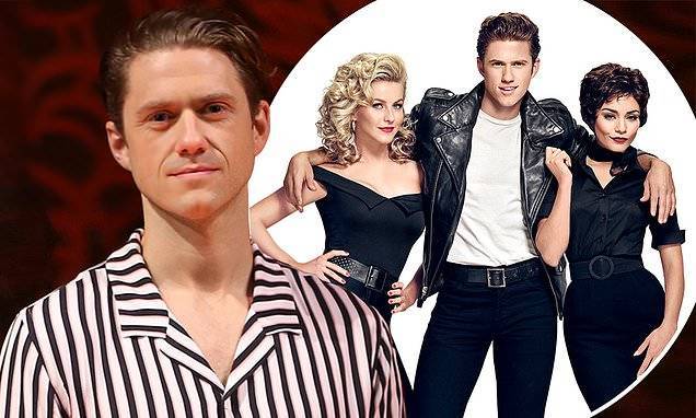 Vanessa Hudgens - Aaron Tveit - Julianne Hough - Aaron Tveit - who starred with Vanessa Hudgens in Grease Live - tests positive for COVID-19 - dailymail.co.uk