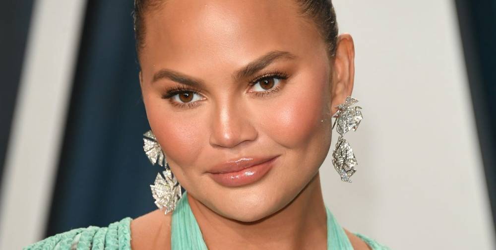 Donald Trump - Chrissy Teigen - Chrissy Teigen Opened Up About the Brutal Reality of Giving Birth to Daughter Luna - marieclaire.com