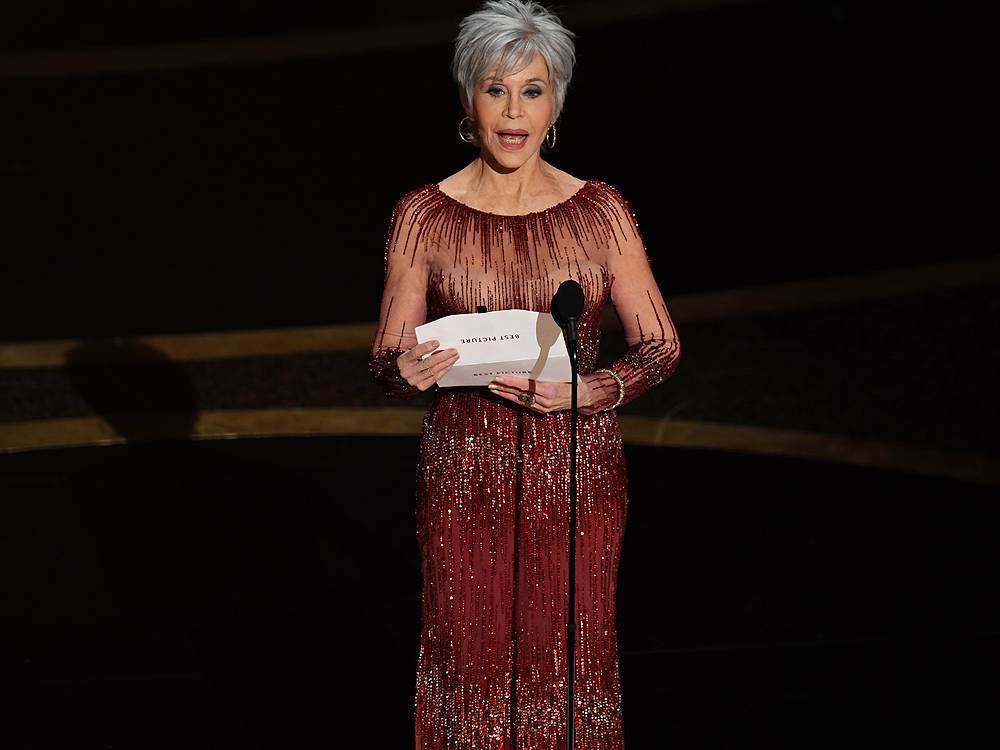 Jane Fonda - Jane Fonda urges Americans to 'demand coronavirus package support' - torontosun.com - Usa