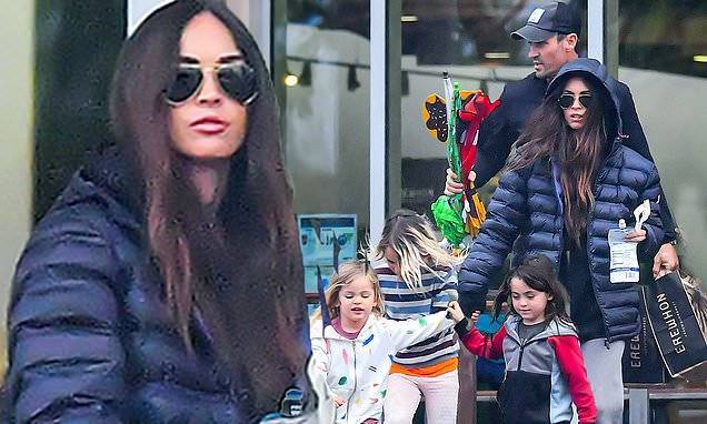 Megan Fox - Brian Green - Megan Fox, 33, makes a rare sighting with Brian Austin Green, 46, and all three of their sons - dailymail.co.uk - Austin, county Green - city Austin, county Green - county Green