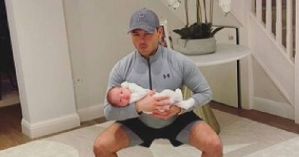 Ryan Thomas - Lucy Mecklenburgh - Coronavirus: Ryan Thomas lifts baby Roman in creative self-isolation workout routine - mirror.co.uk - Britain