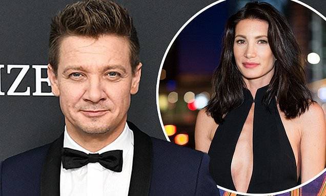 Jeremy Renner - Sonni Pacheco - Jeremy Renner cites shutdown amid coronavirus in asking to reduce $30K monthly child support - dailymail.co.uk - Los Angeles - city Hollywood