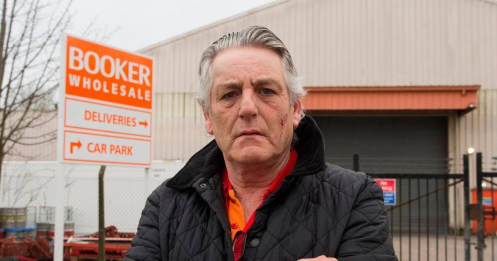 Scots dad battered by stockpiling thug over trolley at cash and carry - dailyrecord.co.uk - Scotland