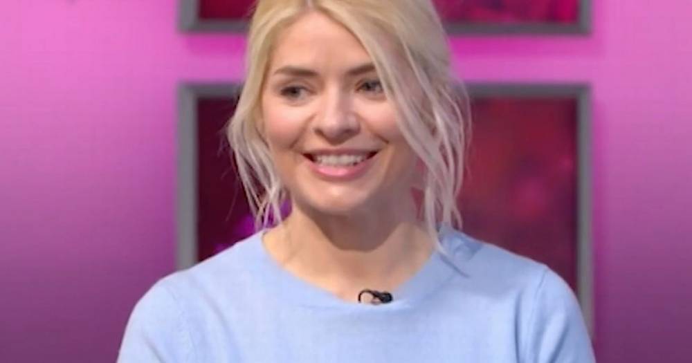 Holly Willoughby - Phillip Schofield - Piers Morgan - Coronavirus: Holly Willoughby upset with Piers Morgan for inappropriate comment on her outfit - mirror.co.uk - Britain