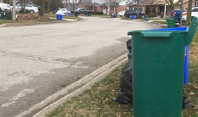 City of Hamilton, waste collectors find common ground - globalnews.ca