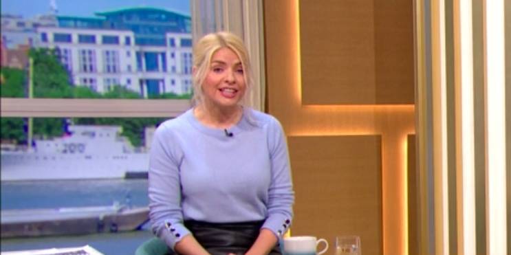 Holly Willoughby - Phillip Schofield - This Morning's Holly Willoughby reveals outfit blunder after stylist points out mistake by text - digitalspy.com - Britain
