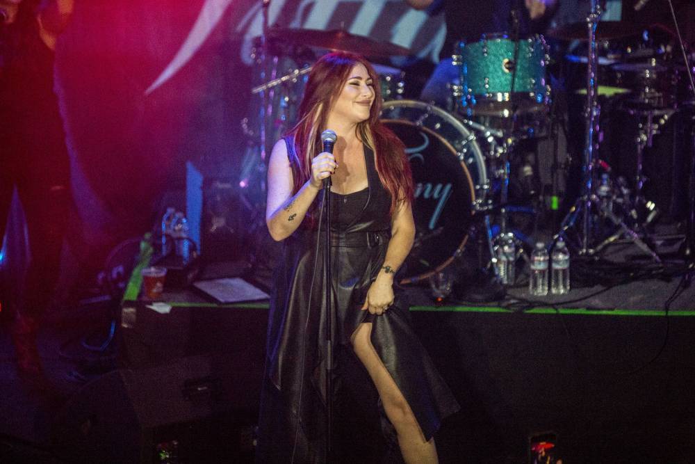 Tiffany Starts Social Media Challenge To Help Curb Boredom In Self-Isolation - etcanada.com