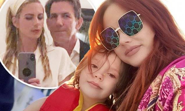 Kathryn Dennis - Thomas Ravenel - Southern Charm's Kathryn Dennis seen for first time since Thomas Ravenel baby news - dailymail.co.uk - city Charleston