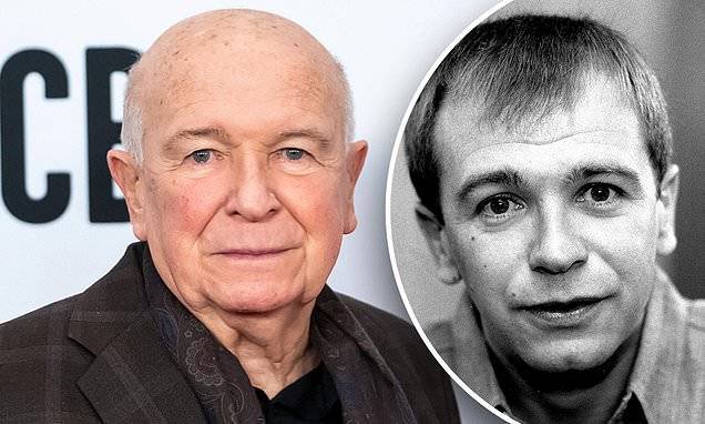 Andy Cohen - Terrence Macnally - Tony-winning playwright Terrence McNally dies from coronavirus complications at 81 - dailymail.co.uk - state Florida - county Sarasota