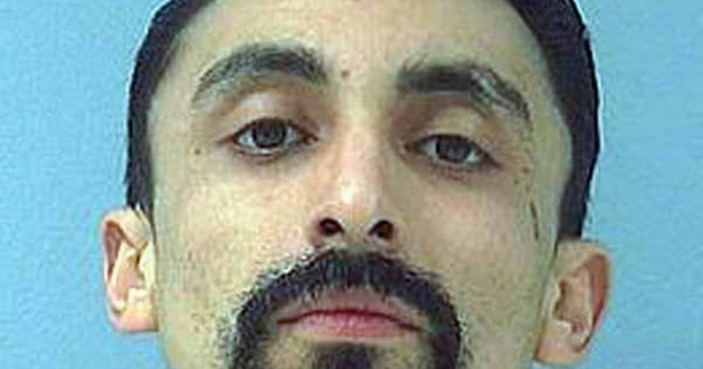 Jay Inslee - Manhunt for six jail inmates who escaped coronavirus 'stay inside' order - dailystar.co.uk - state Washington - county Yakima
